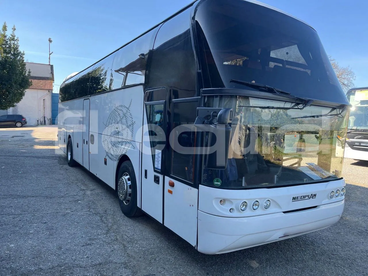 Neoplan Spaceliner N 117/2 - Base cover photo