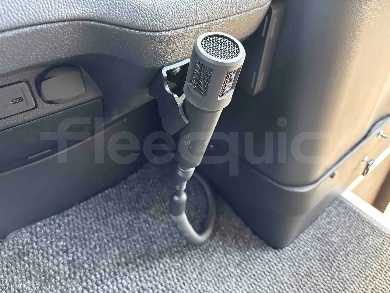 Mercedes-Benz Sprinter - Hostess Microphone