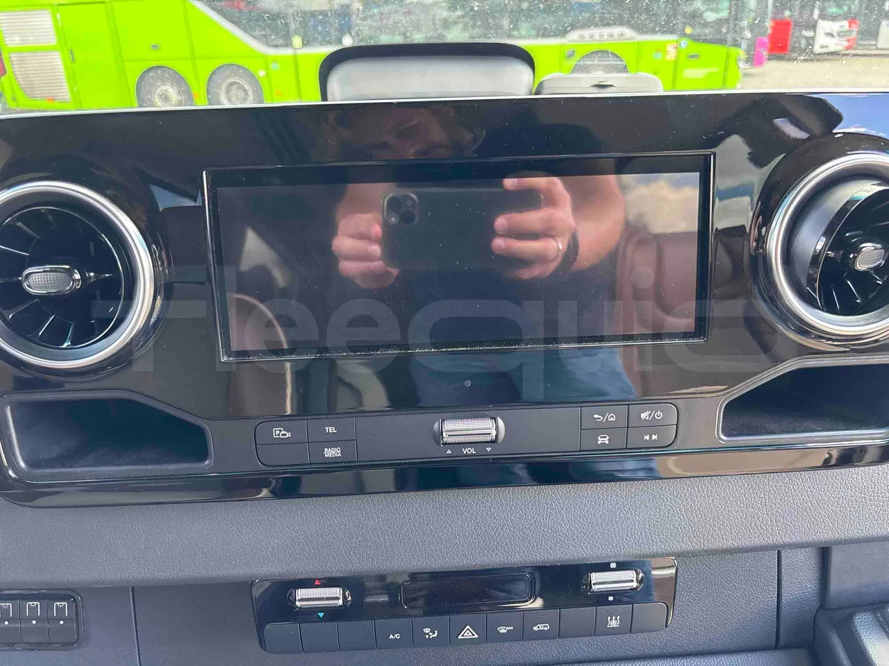 Mercedes-Benz Sprinter - Radio