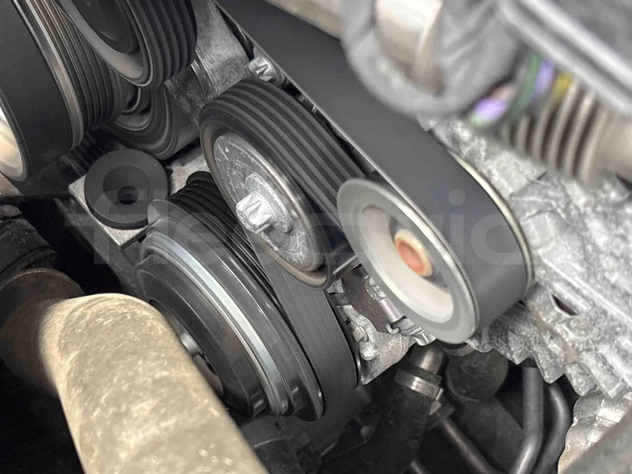 Mercedes-Benz Sprinter - Air Conditioning Compressor