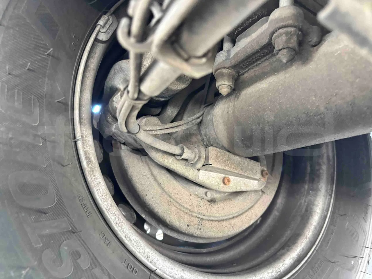 Mercedes-Benz Sprinter - Second Axle Discs Right Side