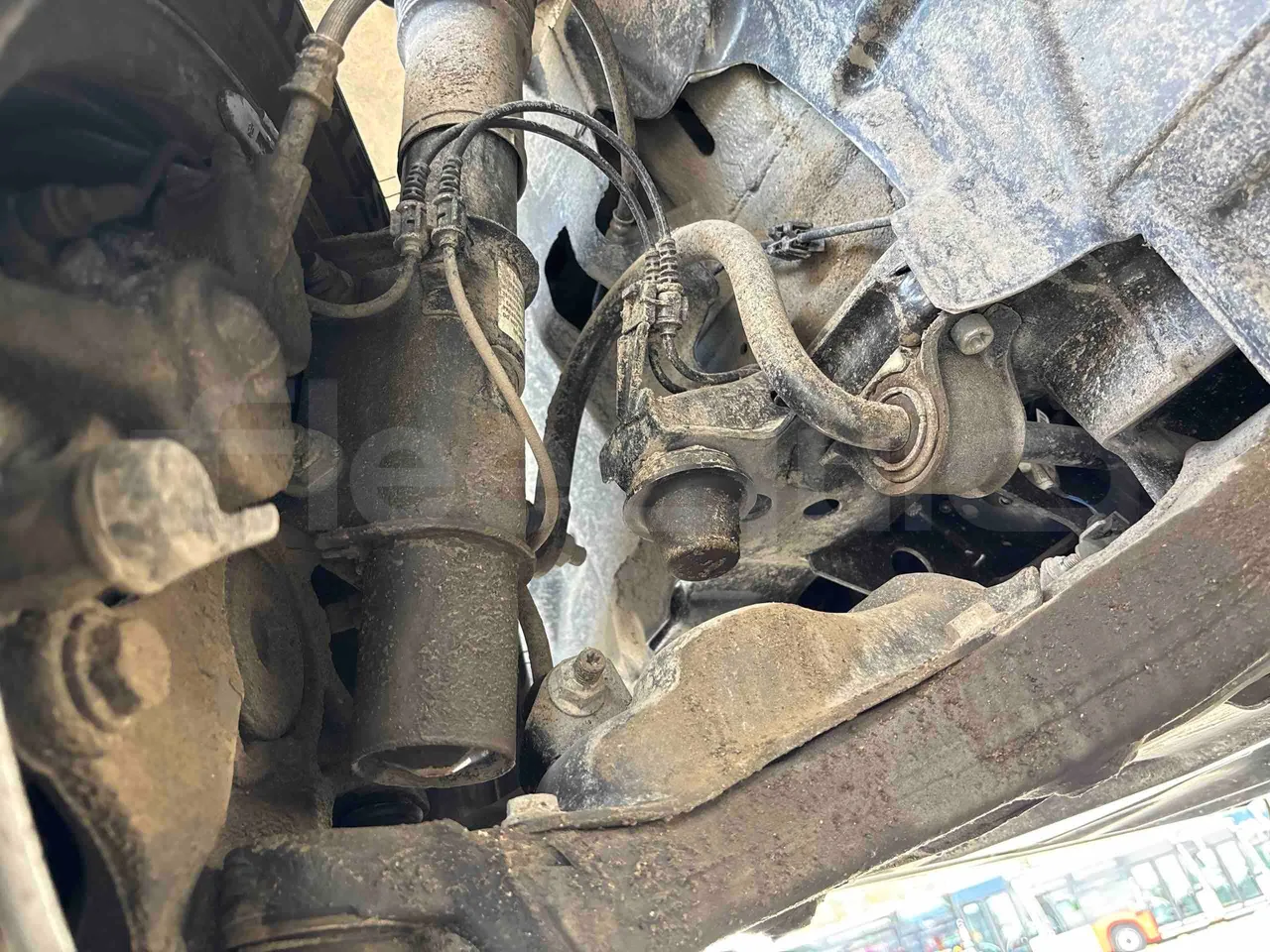 Mercedes-Benz Sprinter - First Axle Shock Absorbers Left Side