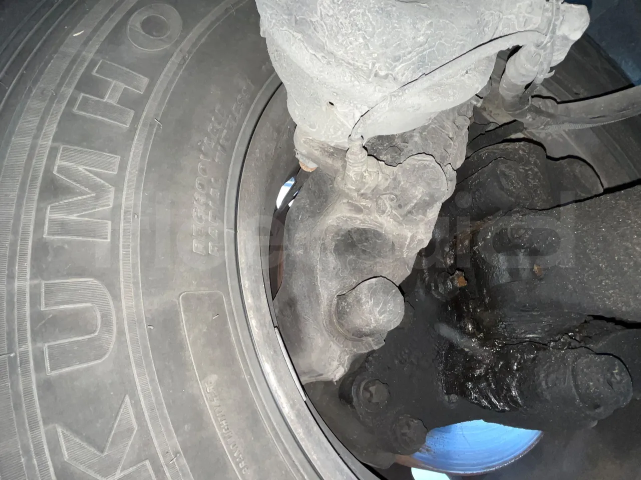 Man Lion's Coach C Joacb - Euro6 - 338kW - 13.100mt - front brake calipers left