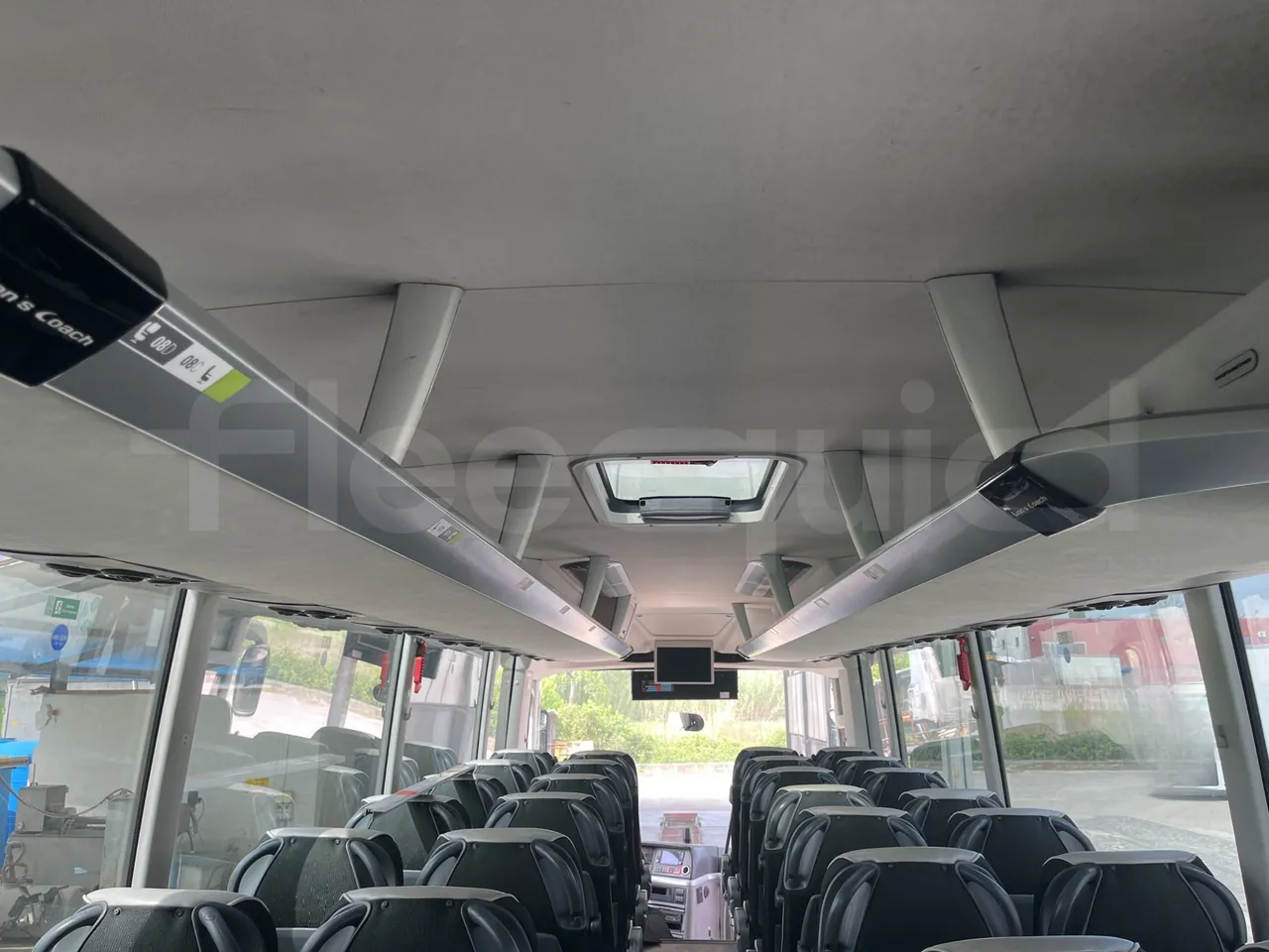 Man Lion's Coach C Joacb - Euro6 - 338kW - 13.100mt - overhead compartments photo