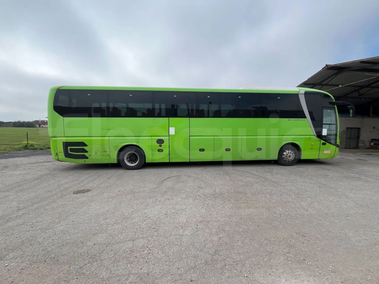 Man Lion's Coach C Joacb - Euro6 - 338kW - 13.100mt - right side doors closed