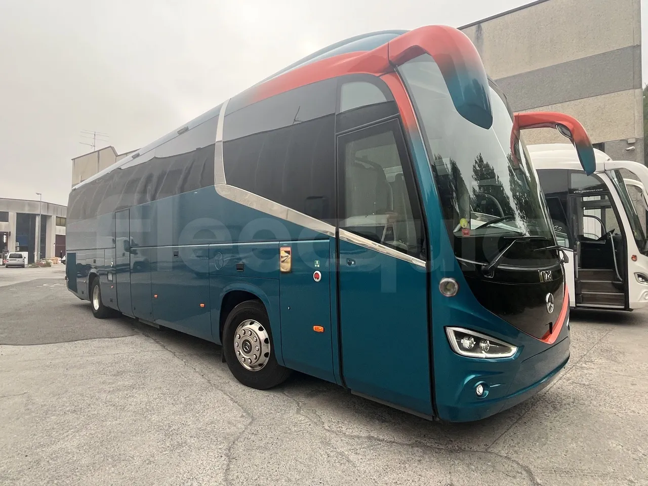 Irizar i6s - Base cover photo