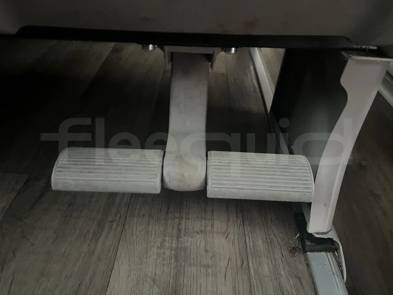Irizar i6s - Footrest