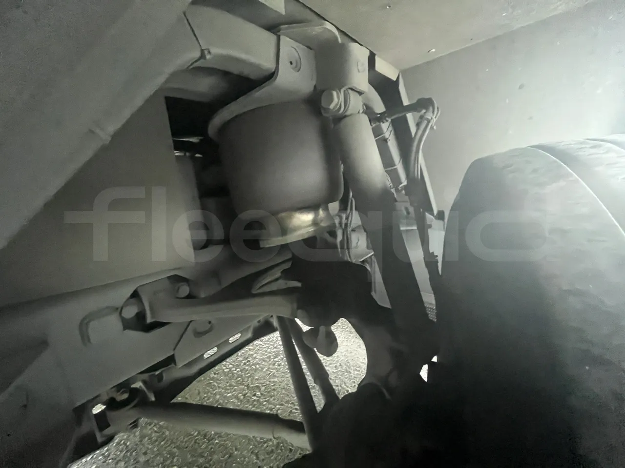 Irizar i6s - First Axle Discs Left Side