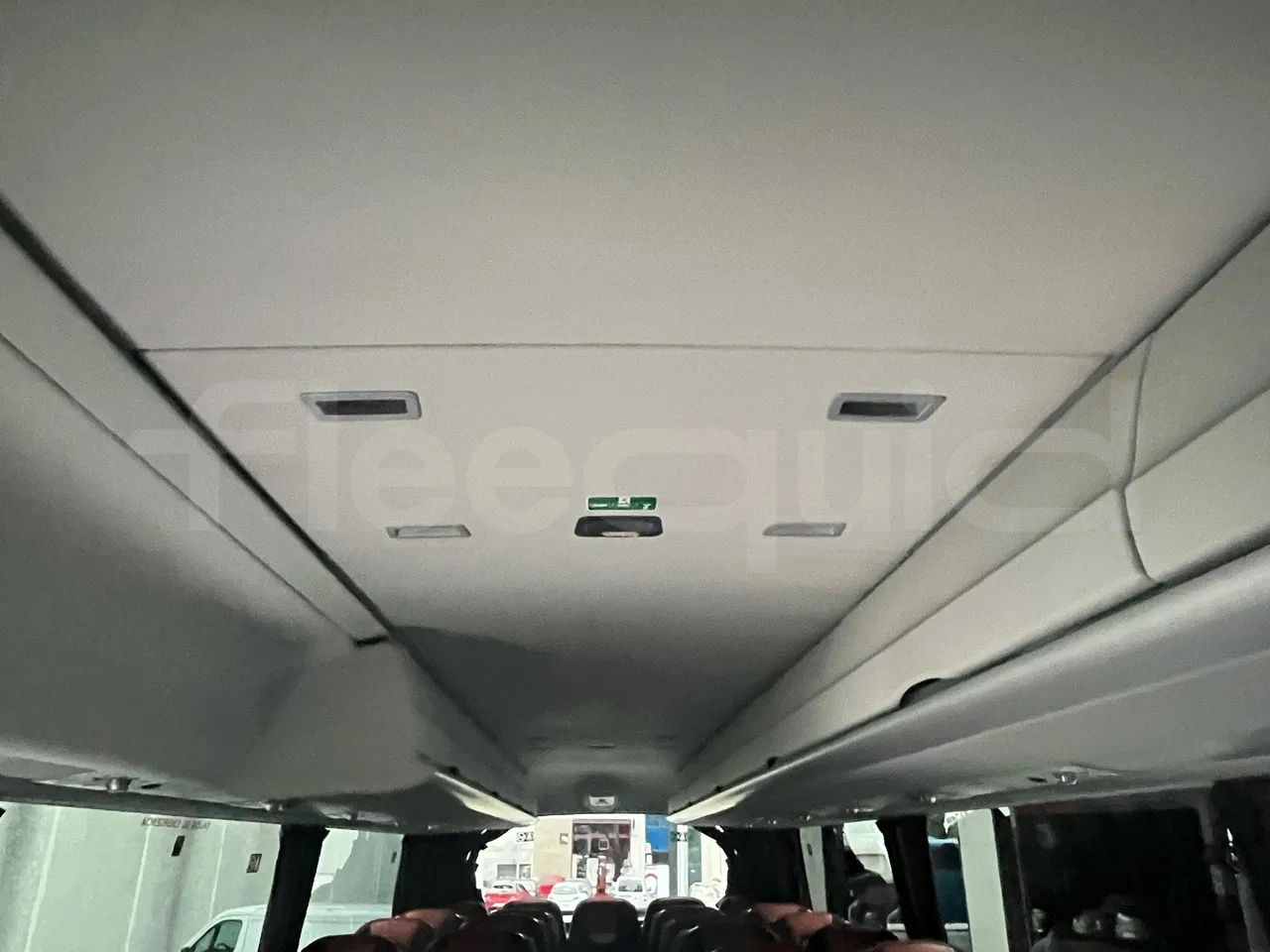 Irizar i6s - Roof Hatch 2