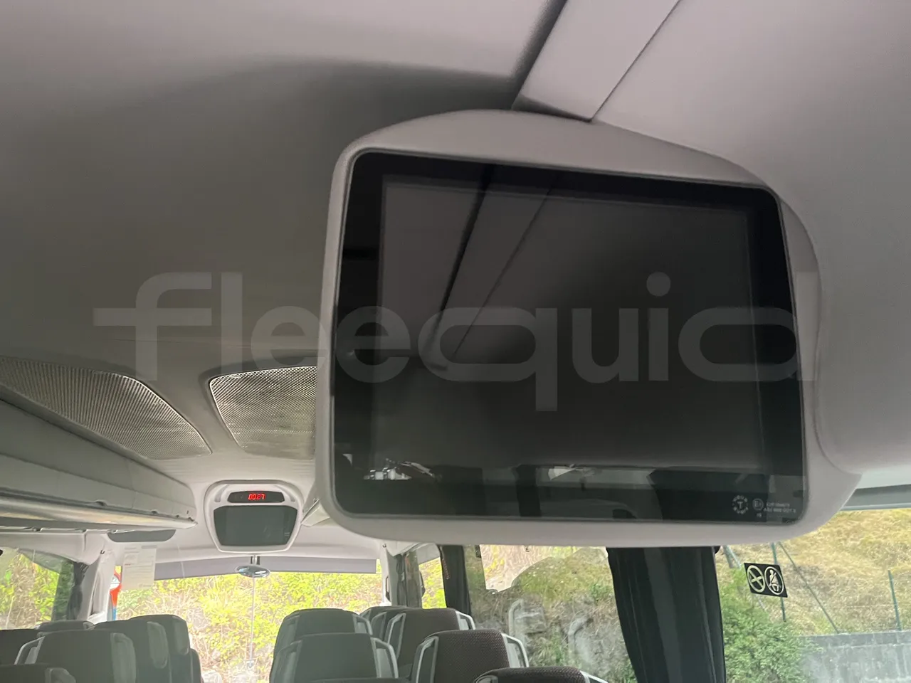 Irizar i6s - Monitor