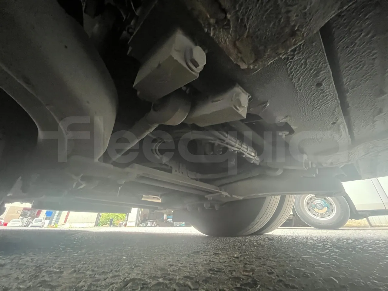 Irizar i6s - Second Axle First Shock Absorbers Left Side