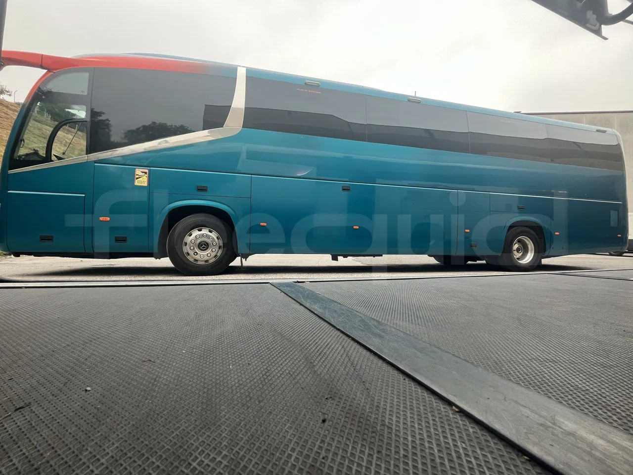 Irizar i6s - Left Side