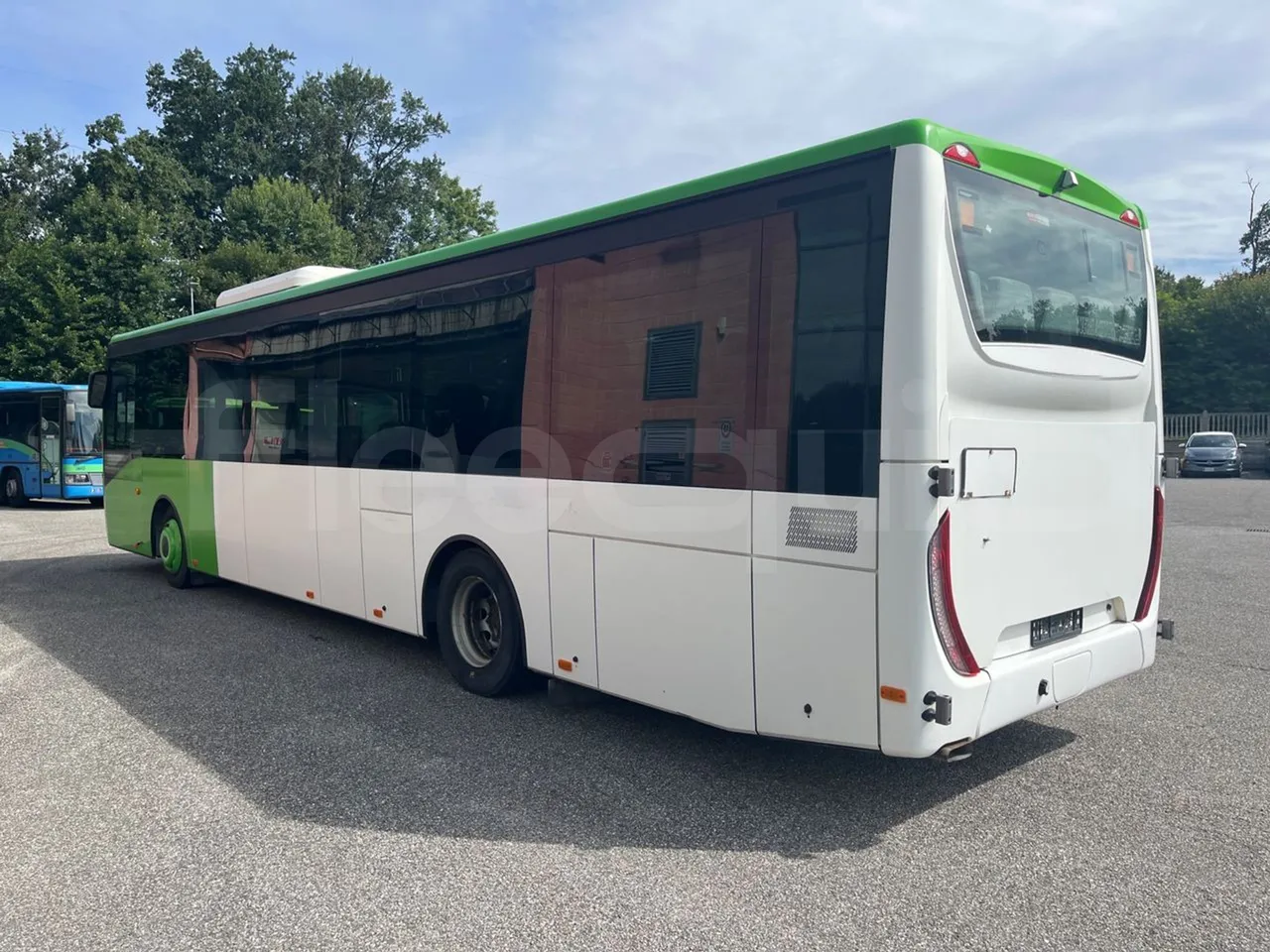 Iveco Crossway CBLE4/00 - EUR6 - 265kW - 12.150m - 3/4 left rear side