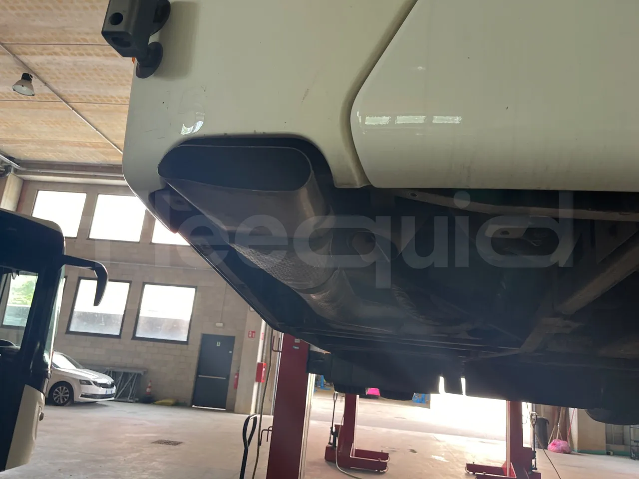 Iveco Crossway CBLE4/00 - EUR6 - 265kW - 12.150m - exhaust photo