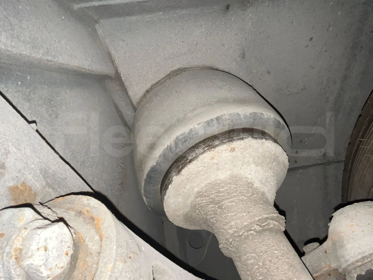Iveco Crossway CBLE4/00 - EUR6 - 265kW - 12.150m - front air springs right