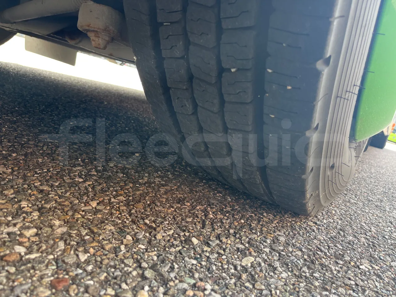 Iveco Crossway CBLE4/00 - EUR6 - 265kW - 12.150m - tread condition front tires right