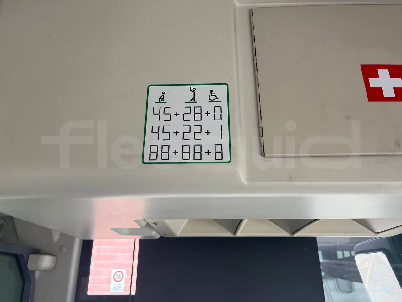 Iveco Crossway CBLE4/00 - EUR6 - 265kW - 12.150m - seat plate photo