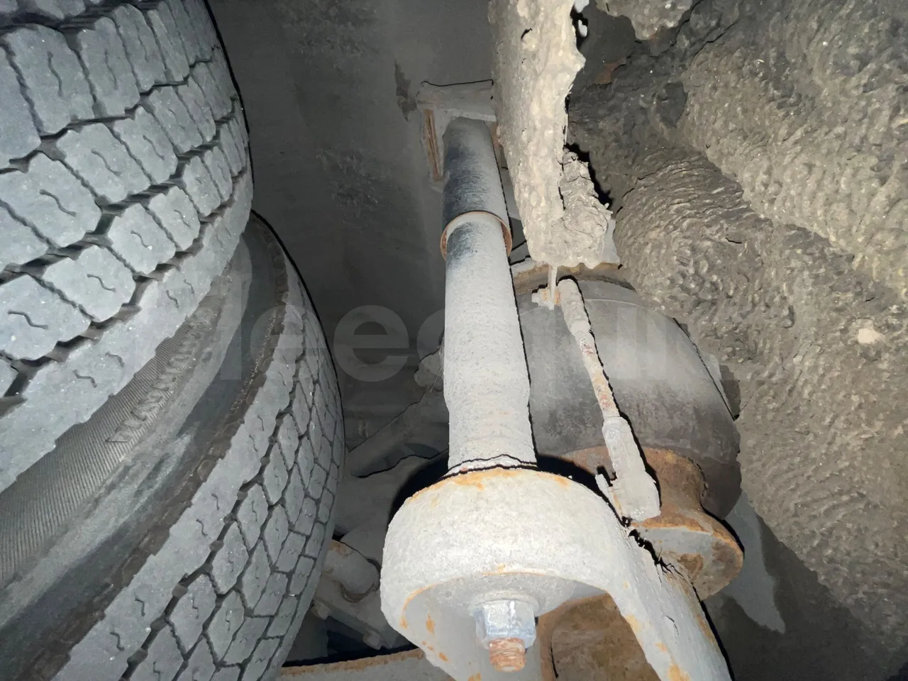 Iveco Crossway CBLE4/00 - EUR6 - 265kW - 12.150m - axle 2 shock absorbers 2 left