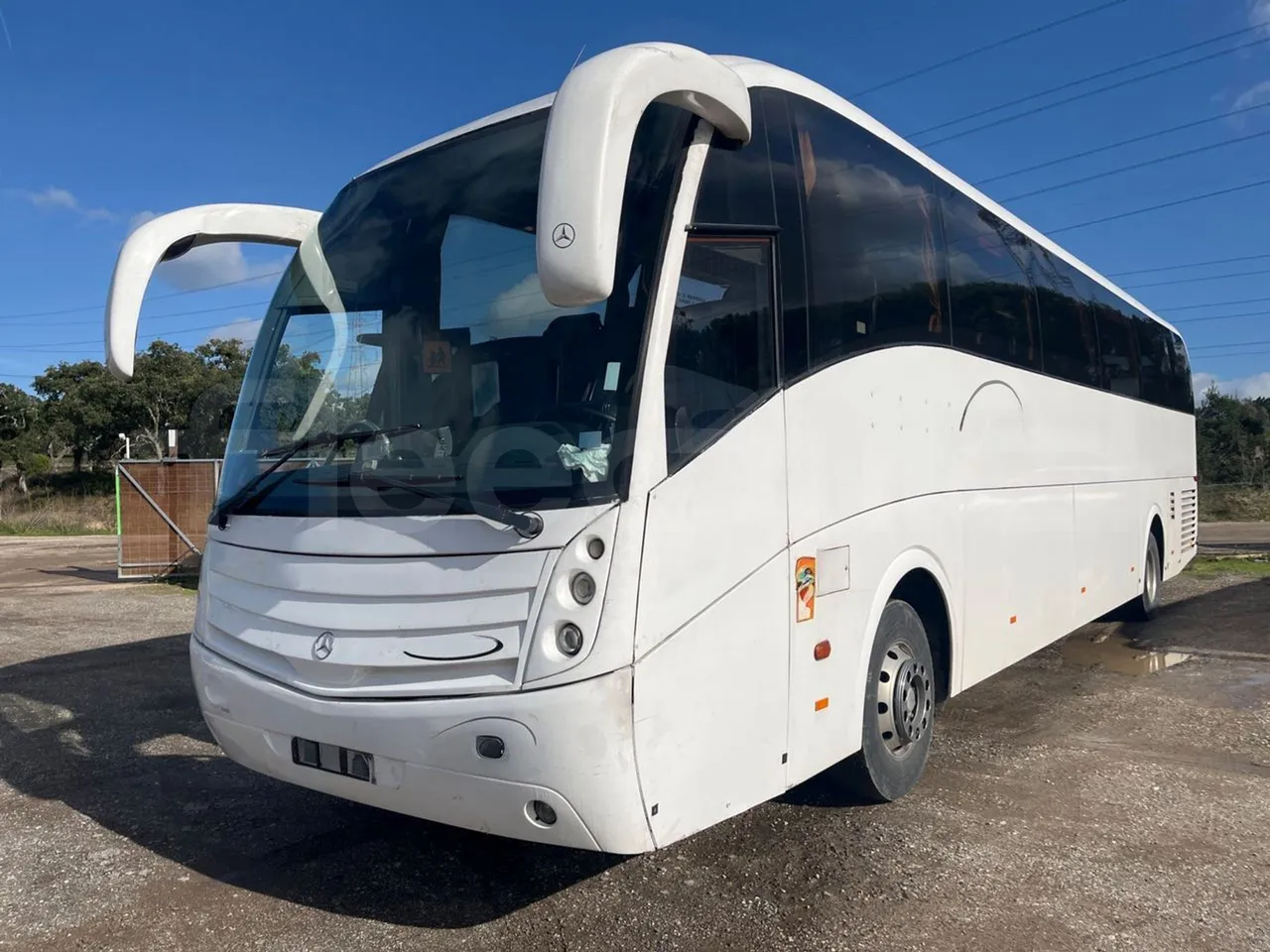 Mercedes-Benz OC 500 RF 1842 - Euro4 - 315kW - 13.500mt - 3/4 front left