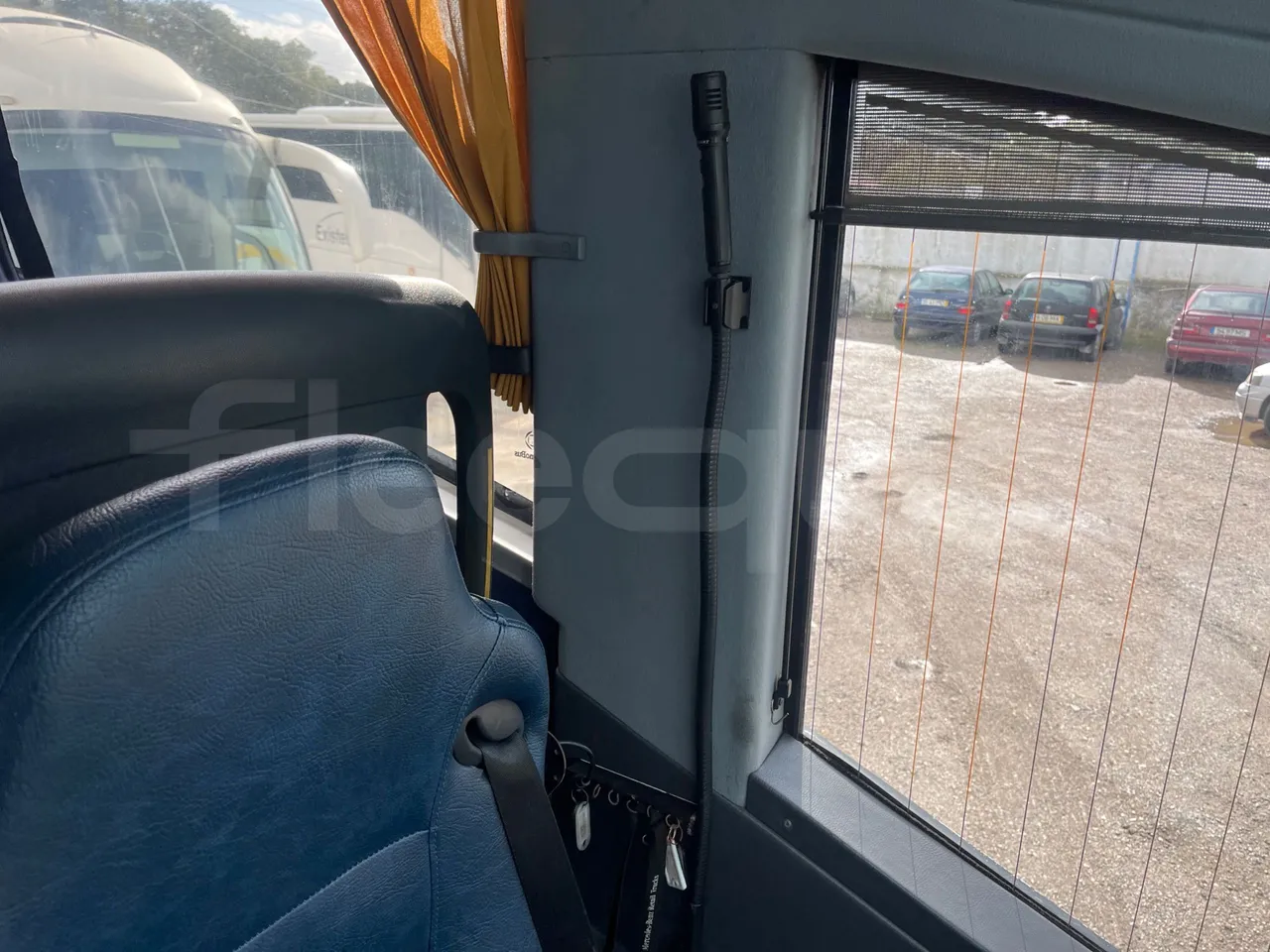 Mercedes-Benz OC 500 RF 1842 - Euro4 - 315kW - 13.500mt - driver microphone accessories photo