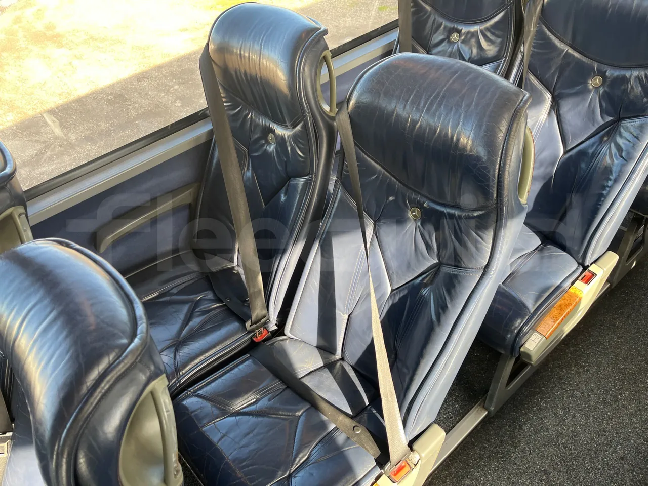 Mercedes-Benz OC 500 RF 1842 - Euro4 - 315kW - 13.500mt - central seat safety belt