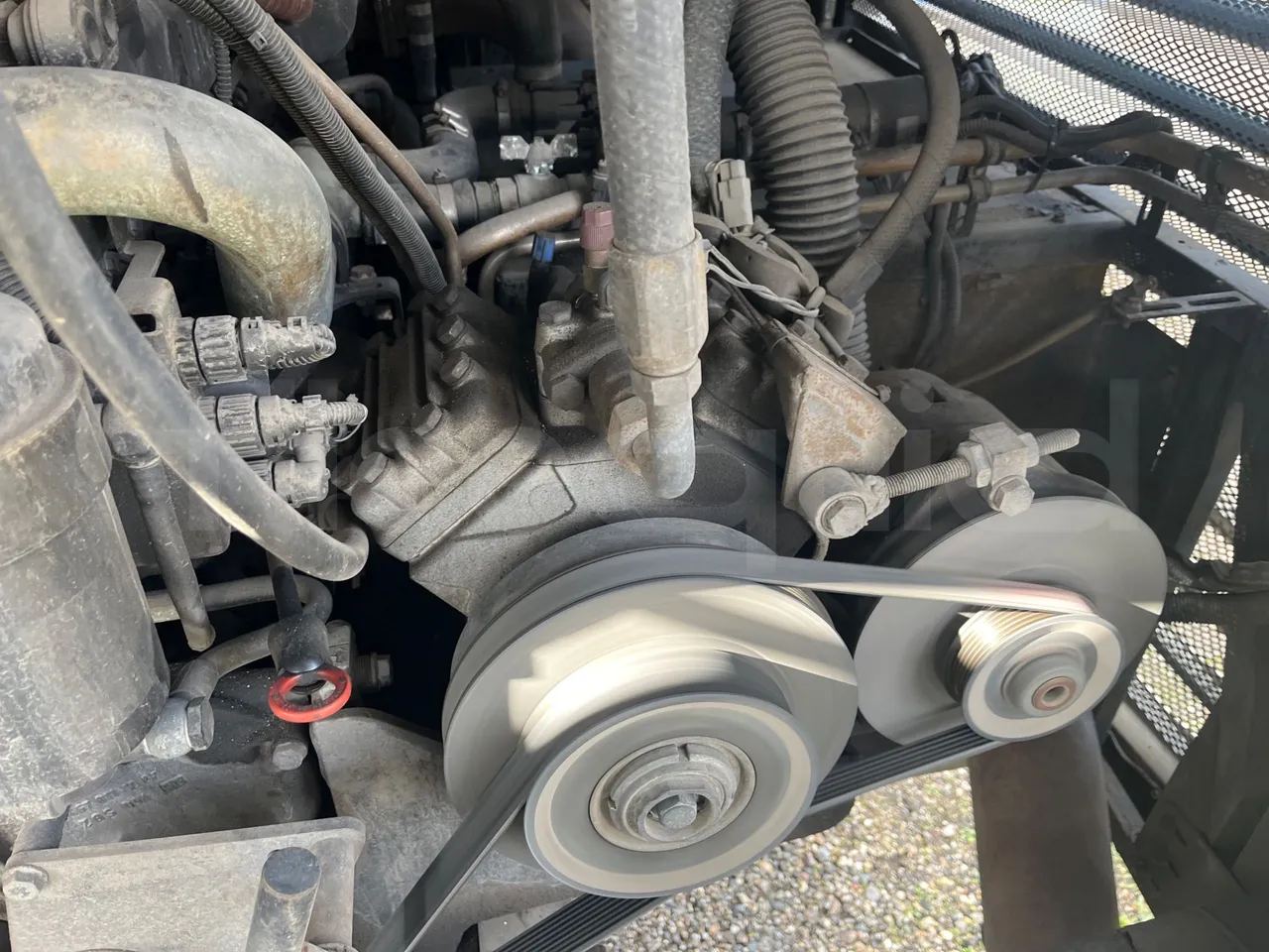 Mercedes-Benz OC 500 RF 1842 - Euro4 - 315kW - 13.500mt - air conditioning compressor