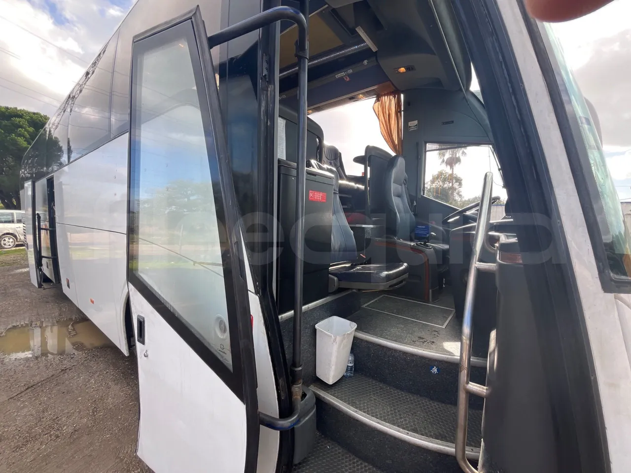 Mercedes-Benz OC 500 RF 1842 - Euro4 - 315kW - 13.500mt - door mechanism photo