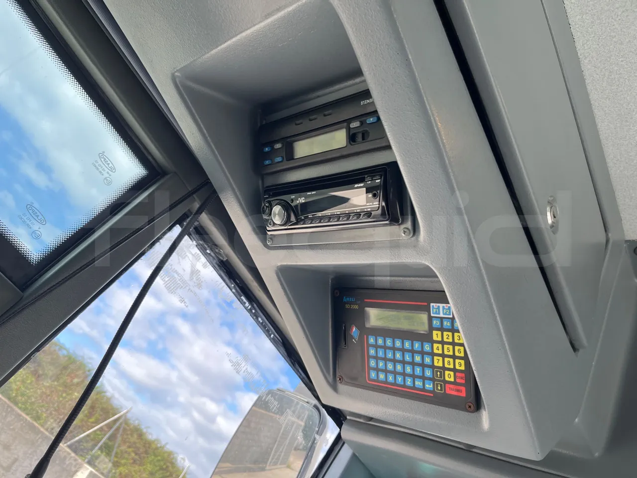 Autosan Suncity M09LE - Euro 5 - 132 kW - 8.550 mt - radio accessories photo