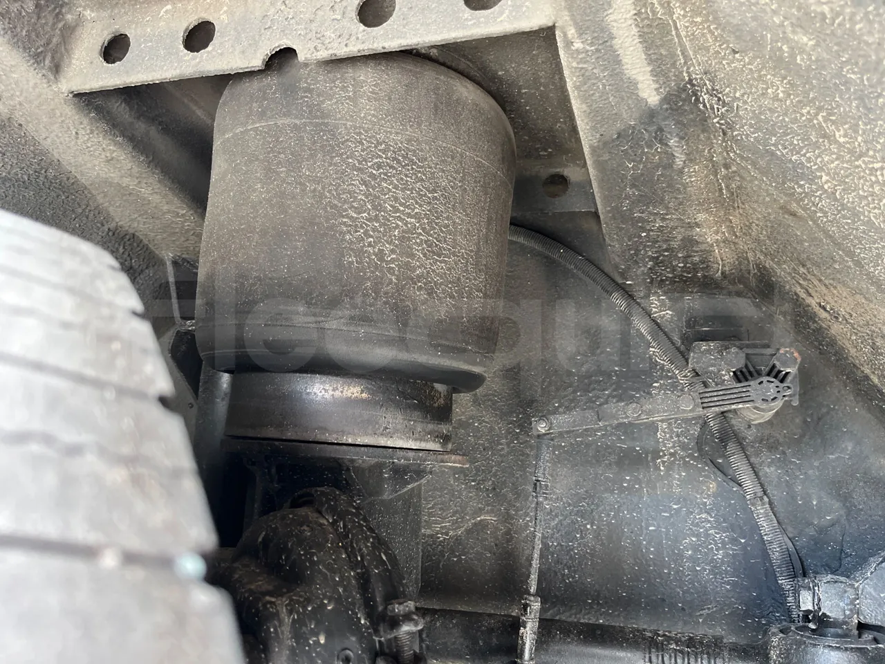 Autosan Suncity M09LE - Euro 5 - 132 kW - 8.550 mt - front shock absorbers right