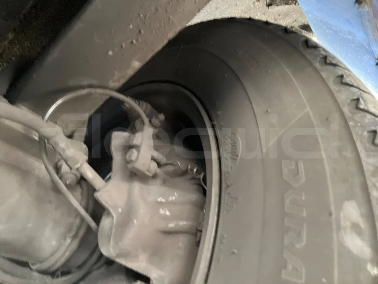 Mercedes-Benz Sprinter 416CD - EUR3 - 115kW - 6.995 - axle 2 caliper brakes left