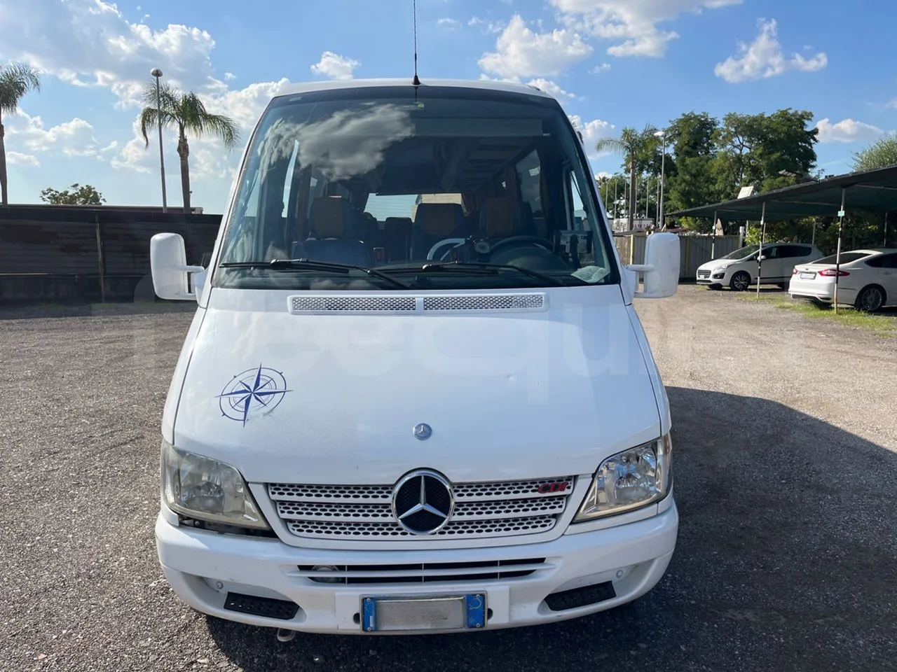 Mercedes-Benz Sprinter 416CD - EUR3 - 115kW - 6.995 - front photo