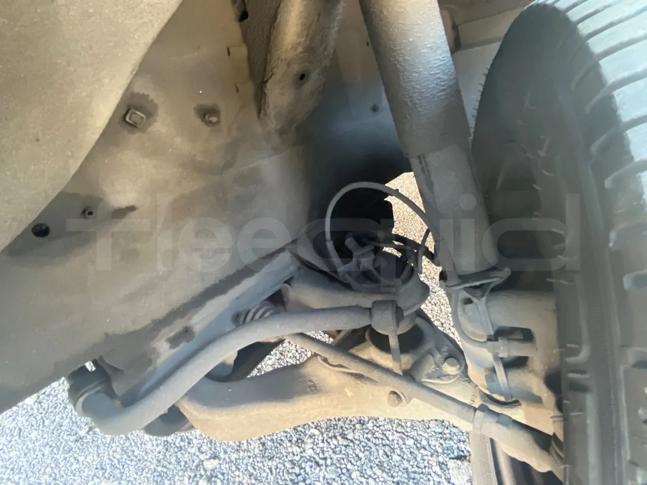 Mercedes-Benz Sprinter 416CD - EUR3 - 115kW - 6.995 - front shock absorbers right