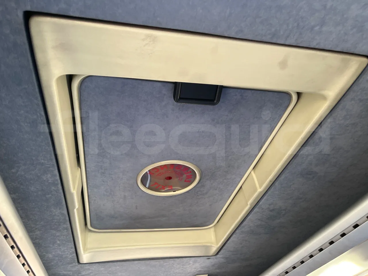 Mercedes-Benz Sprinter 416CD - EUR3 - 115kW - 6.995 - roof hatch 1