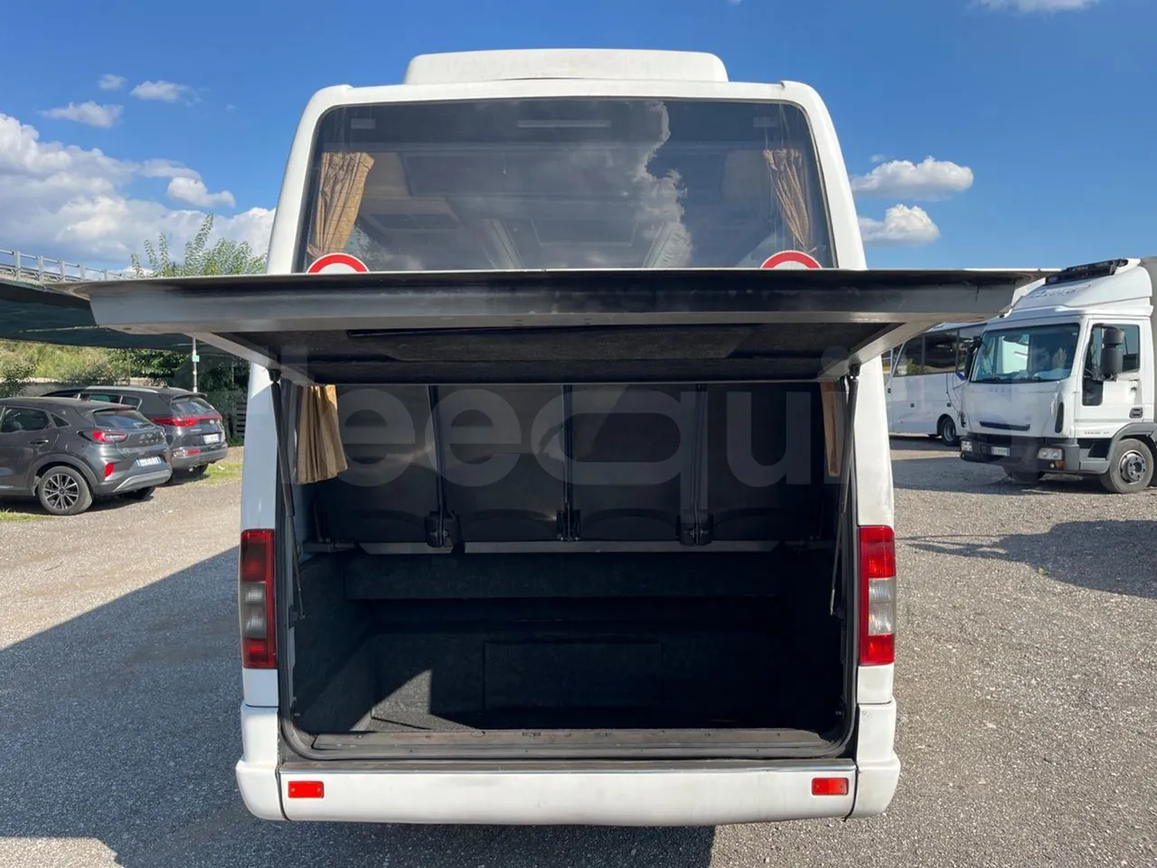 Mercedes-Benz Sprinter 416CD - EUR3 - 115kW - 6.995 - luggage rack photo