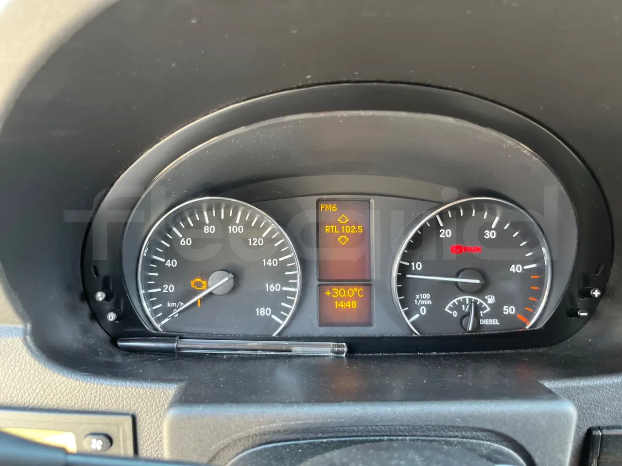 Mercedes-Benz Sprinter 906BB50-EUR6-120Kw-7,361m - dashboard lights on