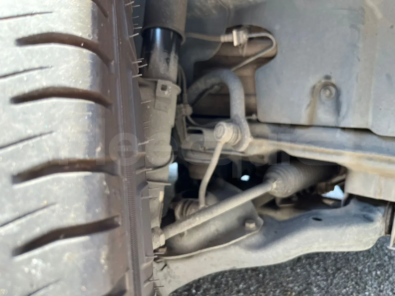 Mercedes-Benz Sprinter 906BB50-EUR6-120Kw-7,361m - front air springs left