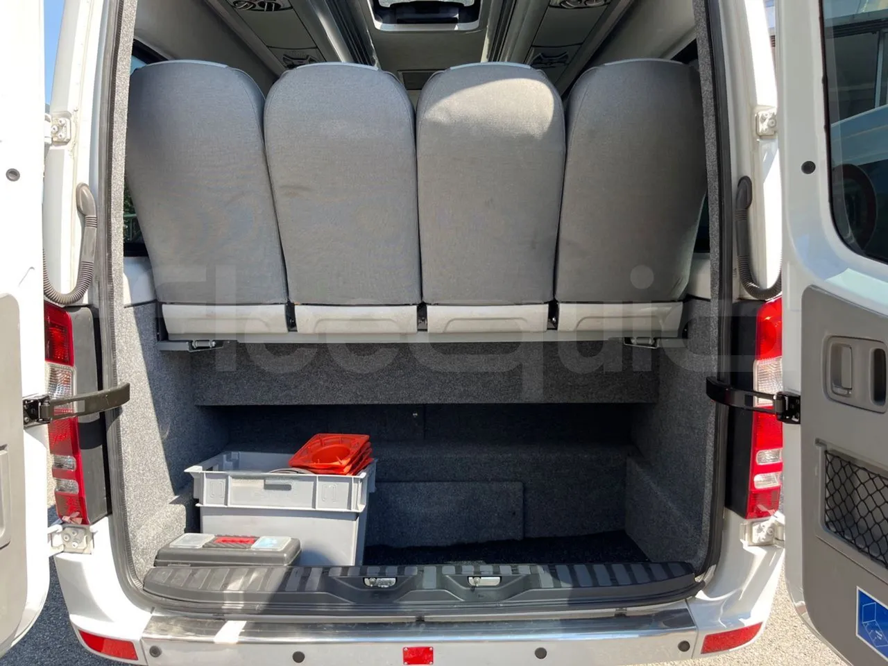 Mercedes-Benz Sprinter 906BB50-EUR6-120Kw-7,361m - luggage rack photo