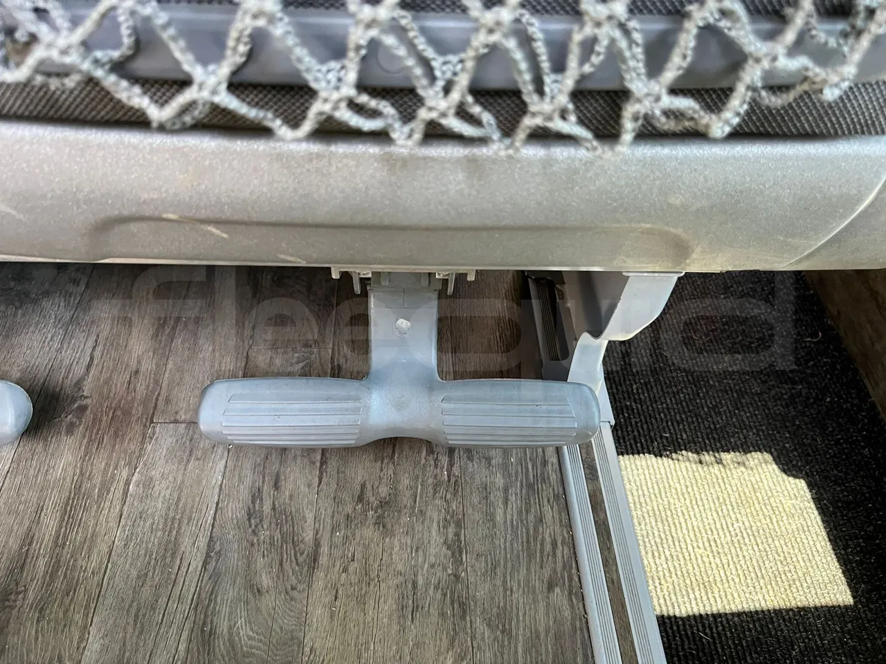 Mercedes-Benz Sprinter 906BB50-EUR6-120Kw-7,361m - power outlets detail