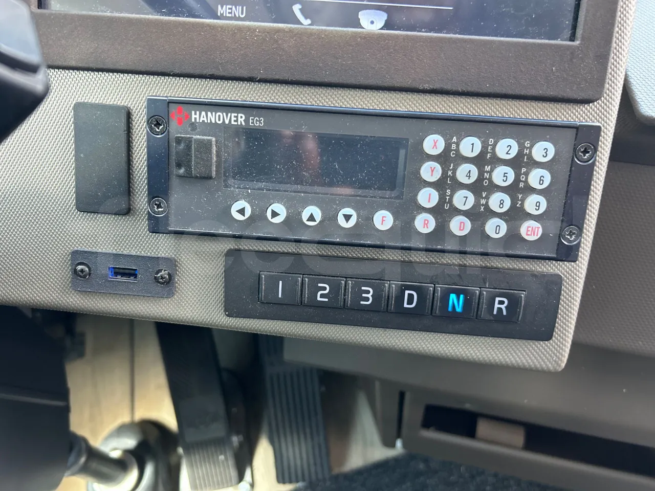 Volvo B8R R1E16F32D81011 -EUR6 -240Kw -10,800m - command unit indicators