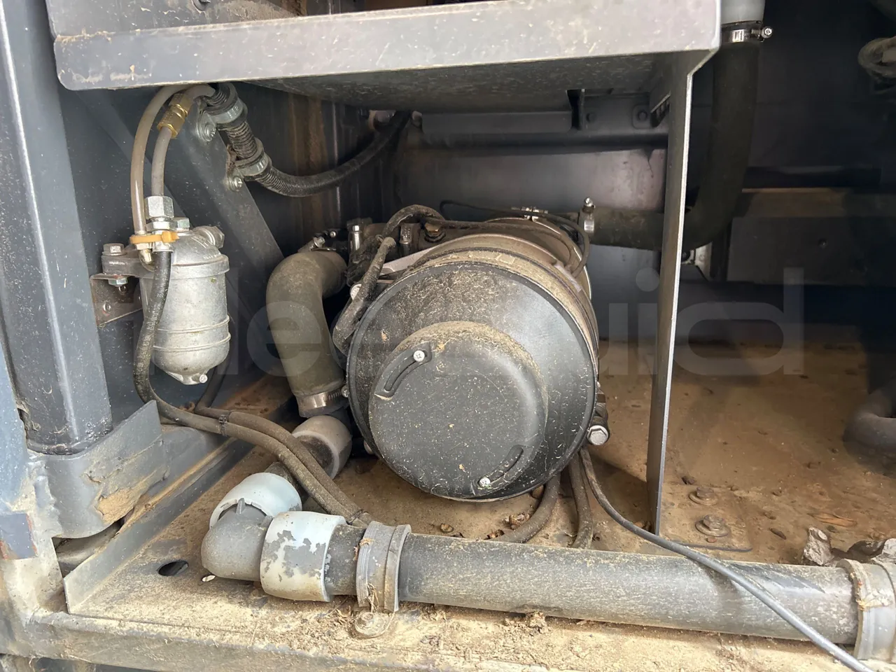 Volvo B8R R1E16F32D81011 -EUR6 -240Kw -10,800m - preheater webasto photo