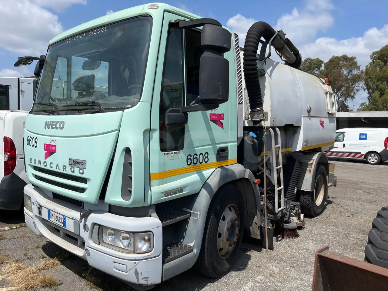 Iveco Eurocargo 140-120.E4/ Euro 4 - 134 Kw -5,870 Mt - Base cover photo