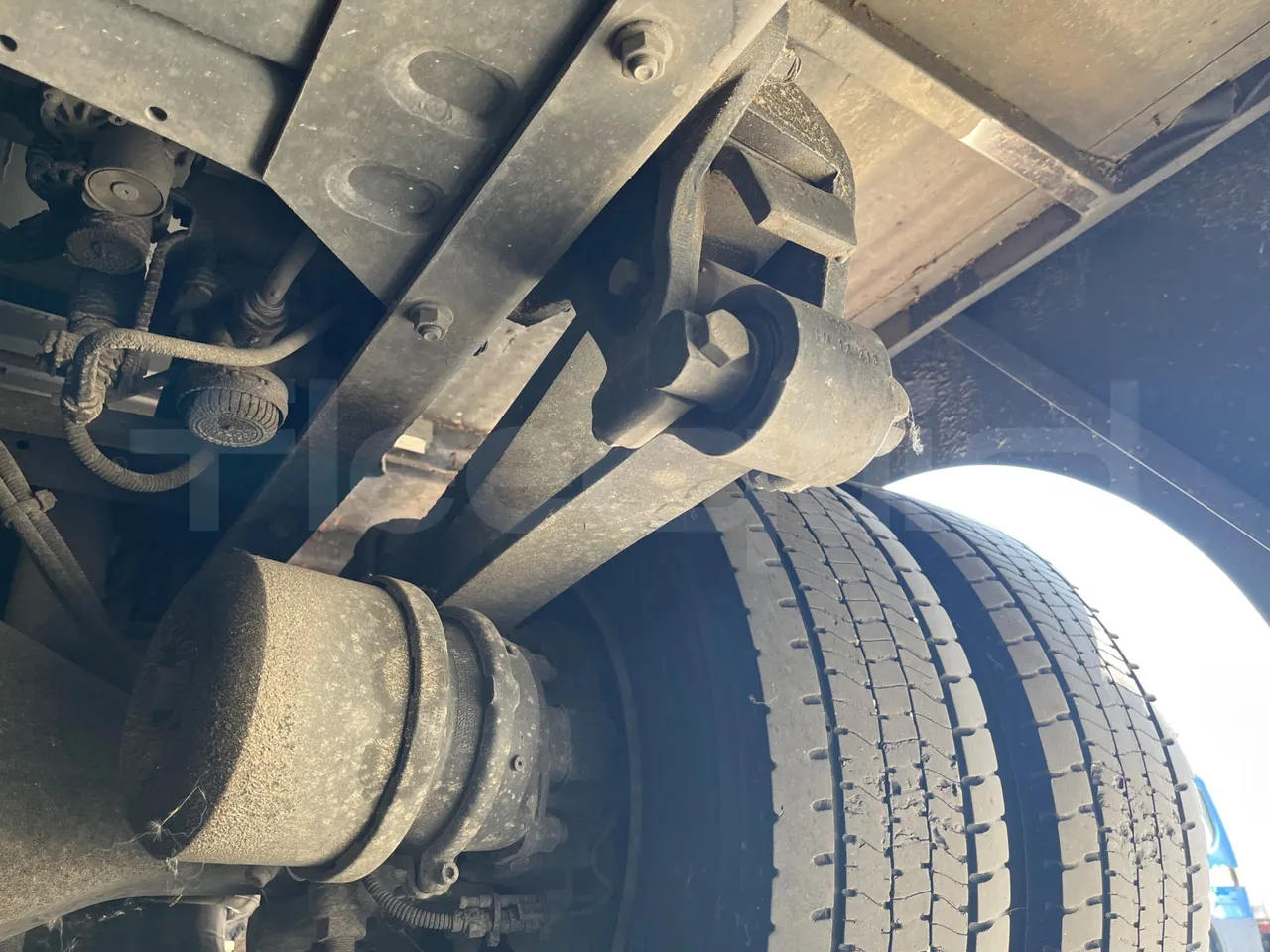 Daf Truck N.V. Calliope FA LF 45 - EUR5 - 151.40kW - 10.160m - axel 2 leaf spring right