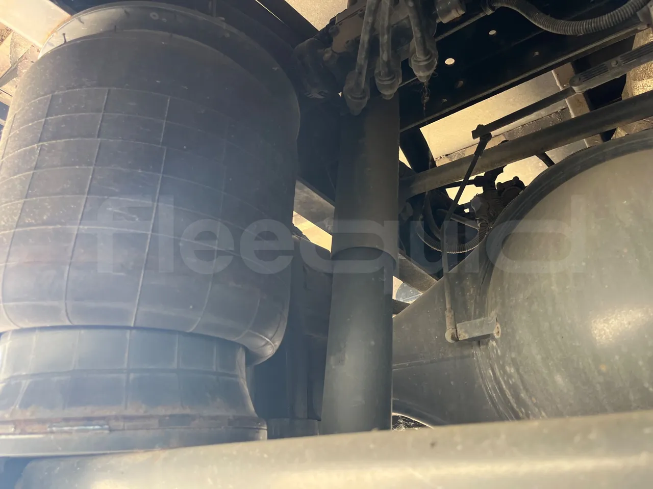 Daf Truck N.V. Calliope FA LF 45 - EUR5 - 151.40kW - 10.160m - axel 3 shock absorbers 2 left