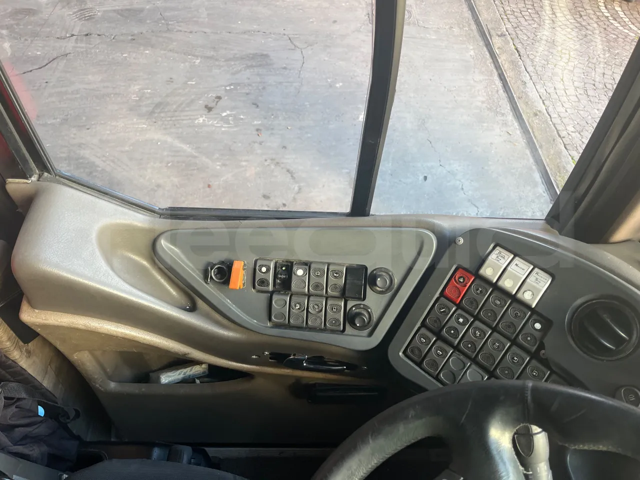 Iveco Magelys SFR210 - Euro5 - 331kW - 12.250mt - onboard devices 3