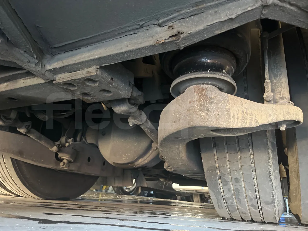 Iveco Magelys SFR210 - Euro5 - 331kW - 12.250mt - central axle (18m)