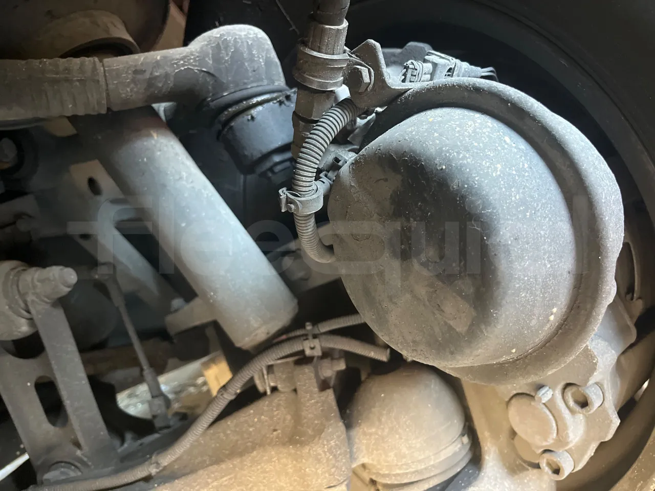 Iveco Magelys SFR210 - Euro5 - 331kW - 12.250mt - front brake calipers left