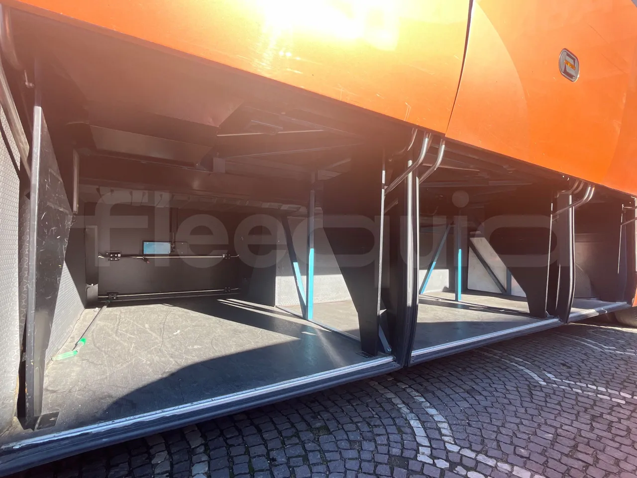 Iveco Magelys SFR210 - Euro5 - 331kW - 12.250mt - internal frame rust check