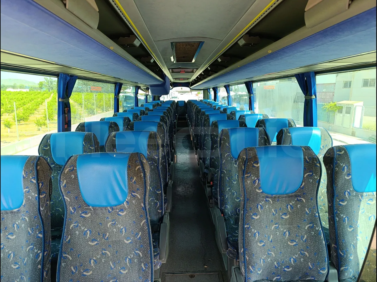 Scania Touring HD K114B4X2/ Euro 3 - 280 Kw - 12,850 Mt - interior reverse seats driver height (mandatory for bus to scrap)
