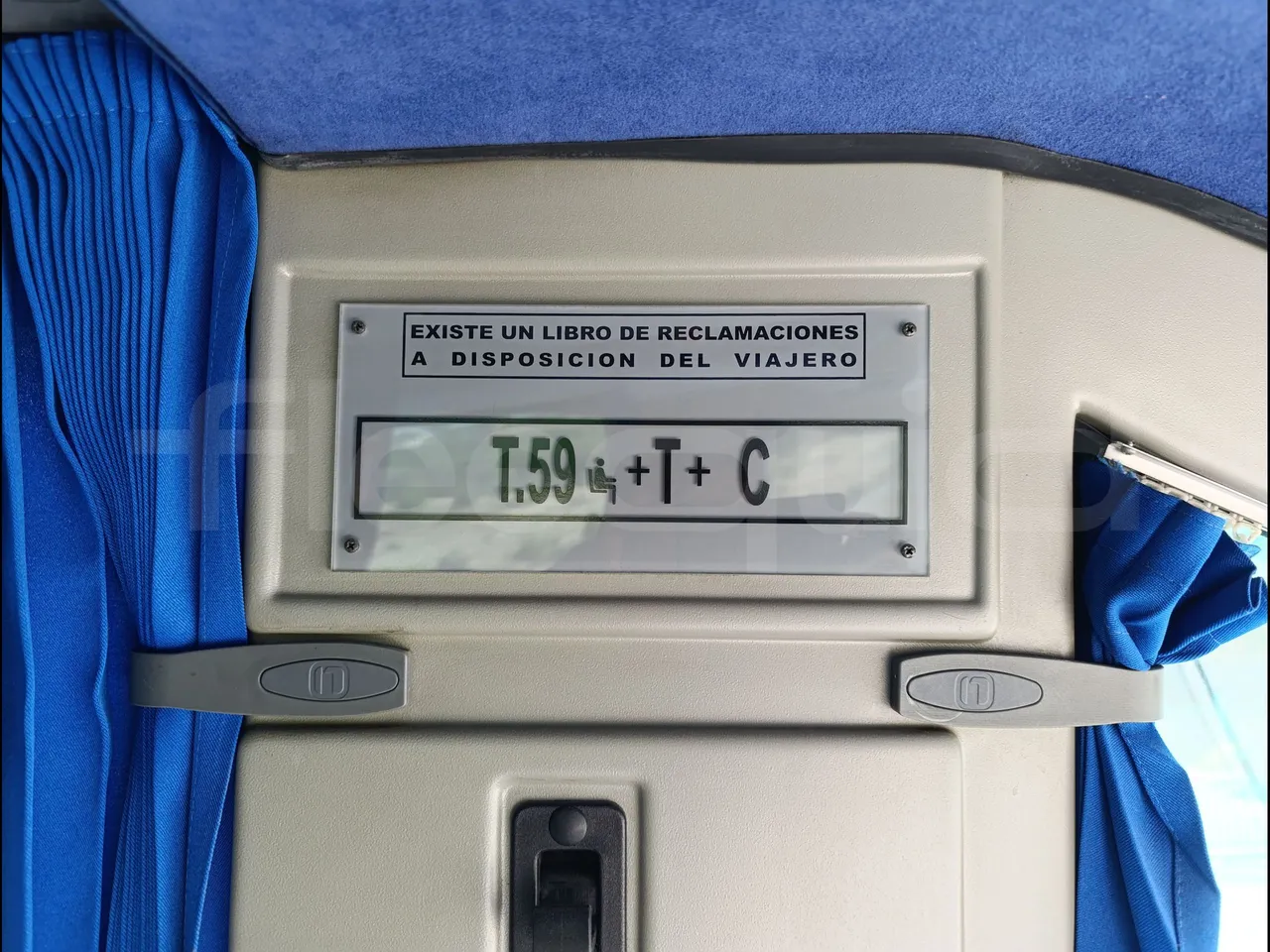 Scania Touring HD K114B4X2/ Euro 3 - 280 Kw - 12,850 Mt - seat plate photo