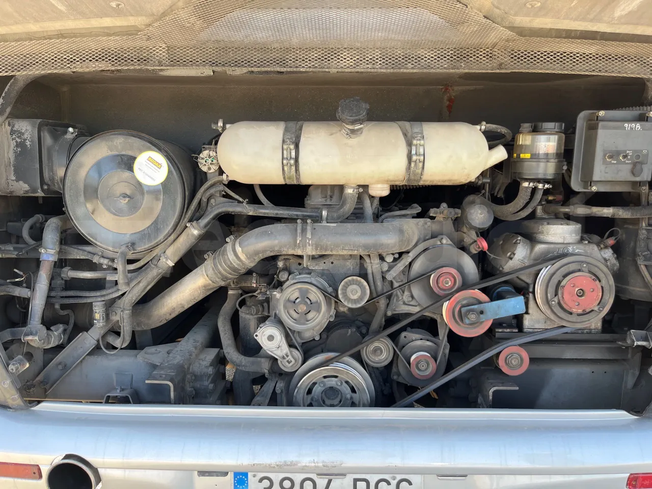 Scania Touring HD K114B4X2/ Euro 3 - 280 Kw - 12,850 Mt - rear hatch open (mandatory for bus to scrap)